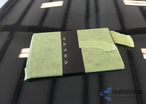 2025 Volvo Ex30 Ultra Twin Motor Performance, Fully Electric z USA, uszkodzony, nr VIN YV4EK3ZL1SS157023